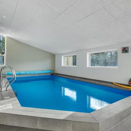 Holiday home Gorgeous In With Sauna *